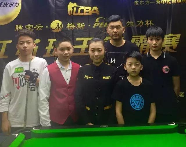 侧向接应时 侧向接应时